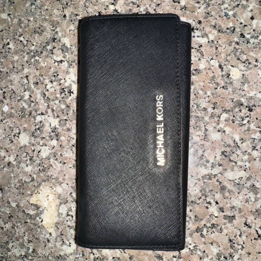 Michael Kors wallet